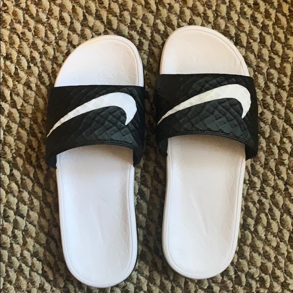 Nike slides
